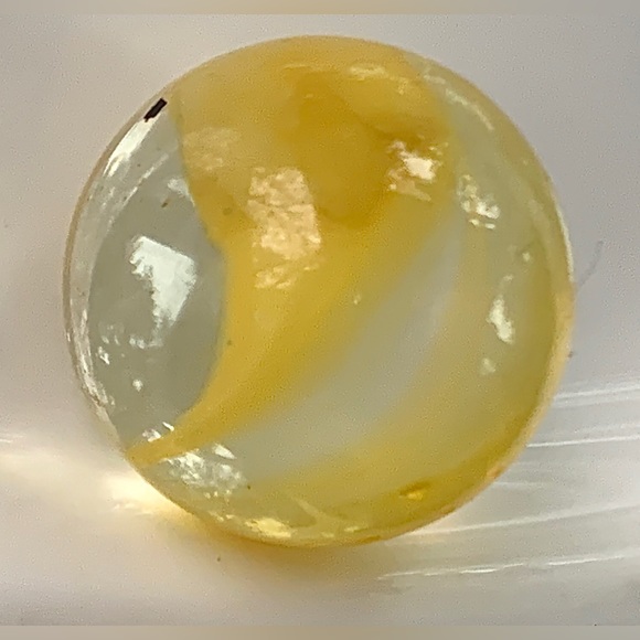 Vintage Yellow Egg Yolk Cat’s Claw Blown Glass Antique Marble - Picture 16 of 16